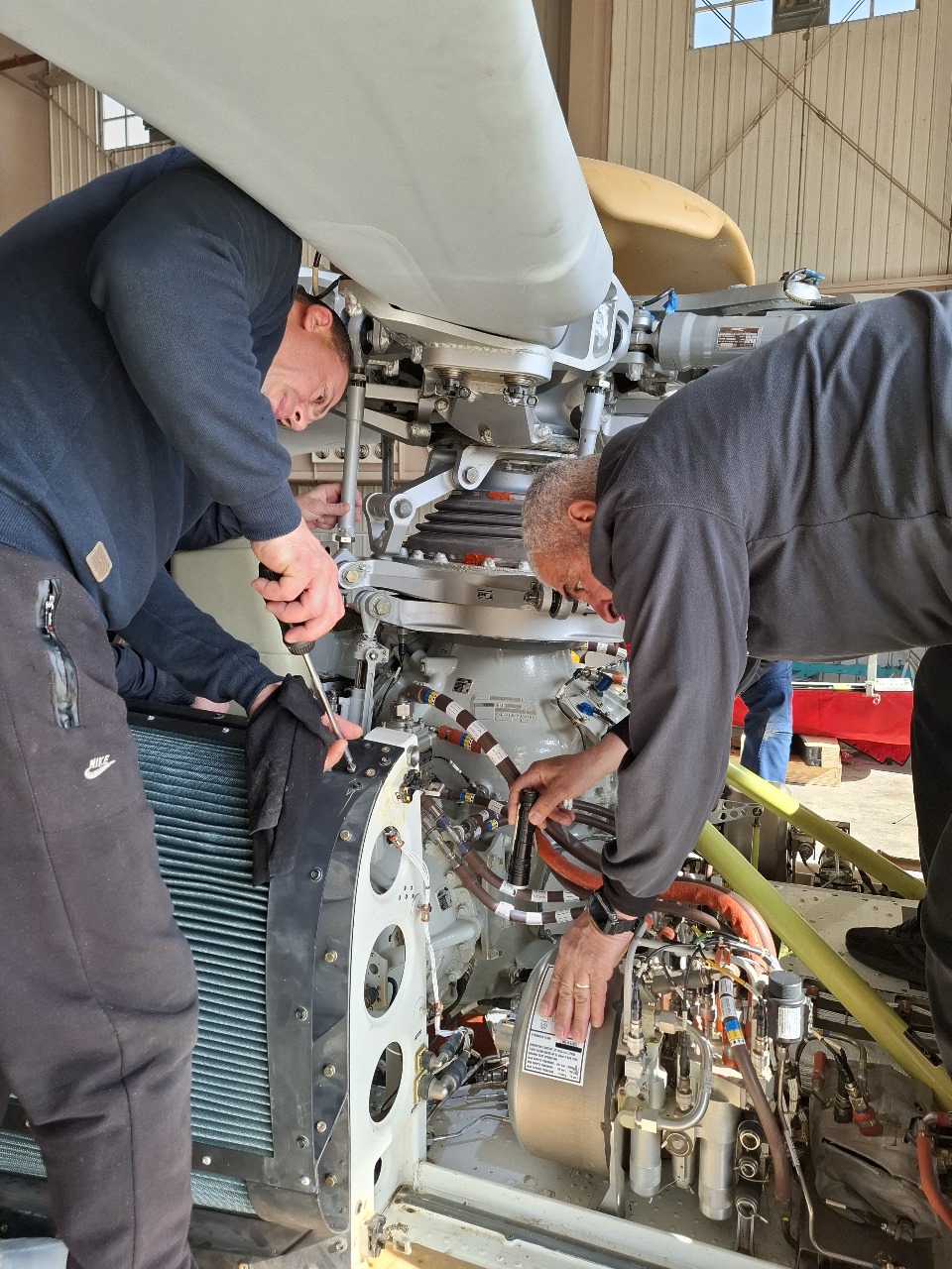 Open cowling heavy maintenance